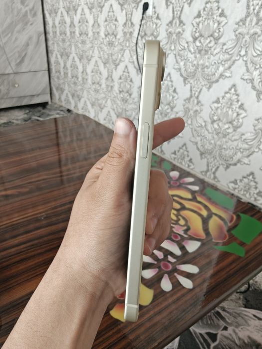 iPhone 15 plus, yomkost 92