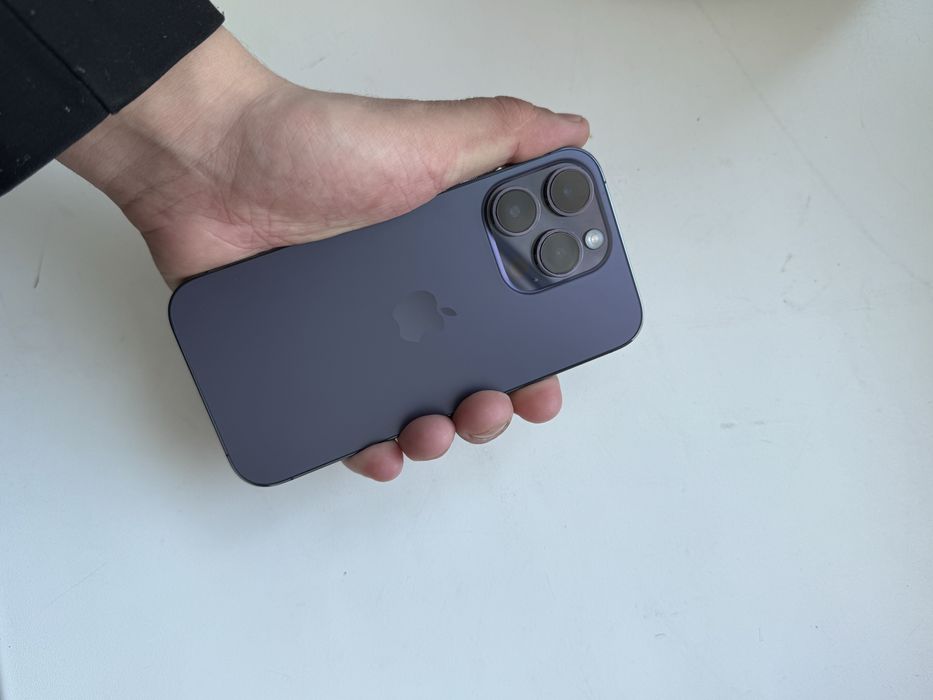 продам айфон 14 про на 256
