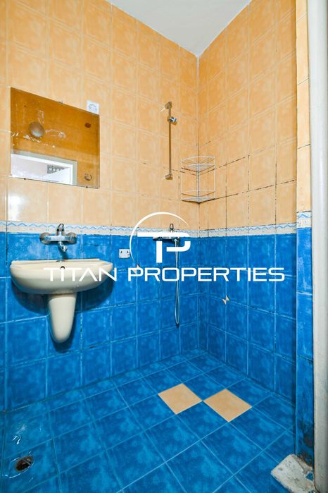 Дава се под наем Двустаен апартамент в София, Толстой - 75 кв.м за 458.49 € - Снимка #10