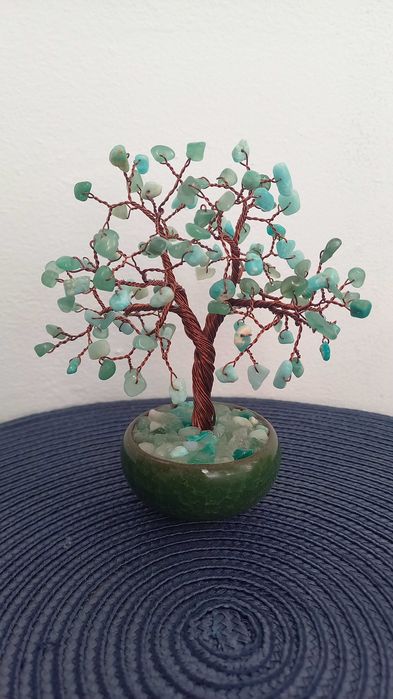 Copacel decorativ din cristale de aventurin verde si cupru
