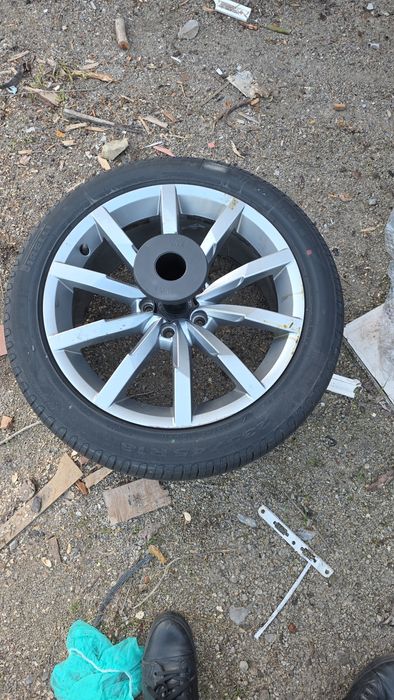 Резервна гума Vag 235/45/18