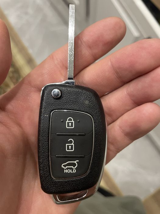 Продам смарт ключ от HYUNDAI CANTA FE 2014