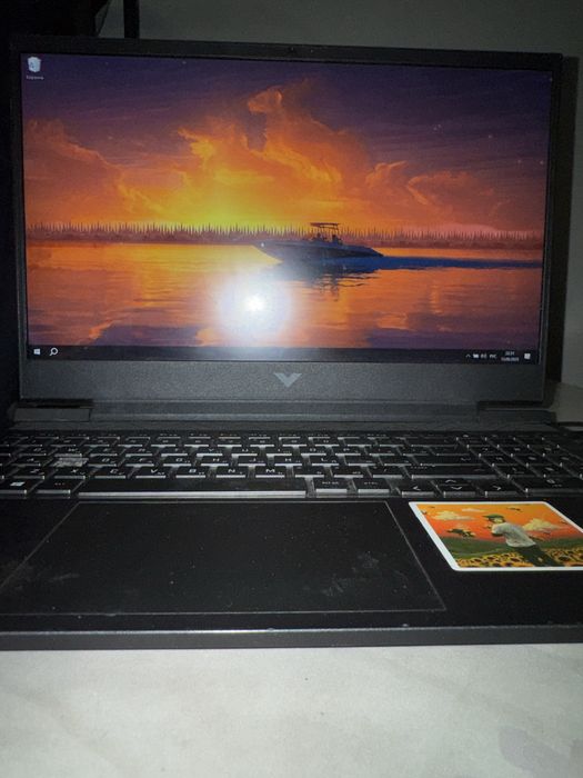 HP victus ноутбук