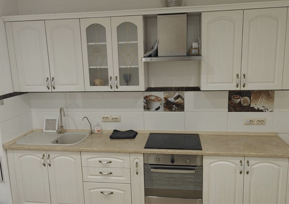 Продам кухню