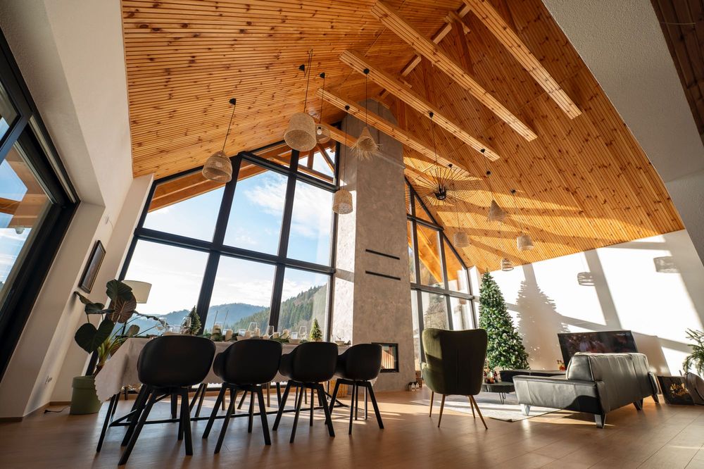 De Inchiriat Chalet M2 in Lunca Bradului, Jud. Mures