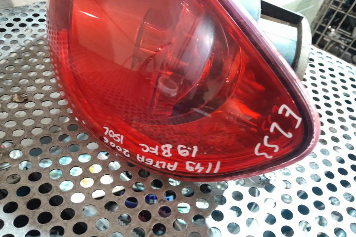 Lampa / Tripla stop STANGA pe aripa Seat Altea prima generatie