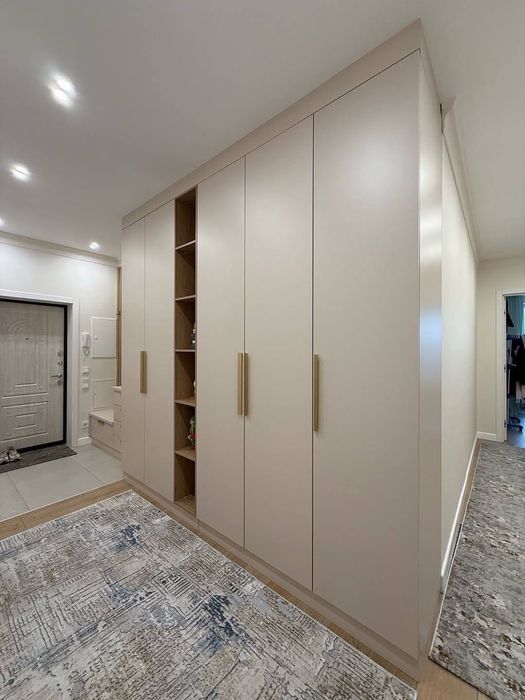 Прихожки и шкафы в прихожую на заказ