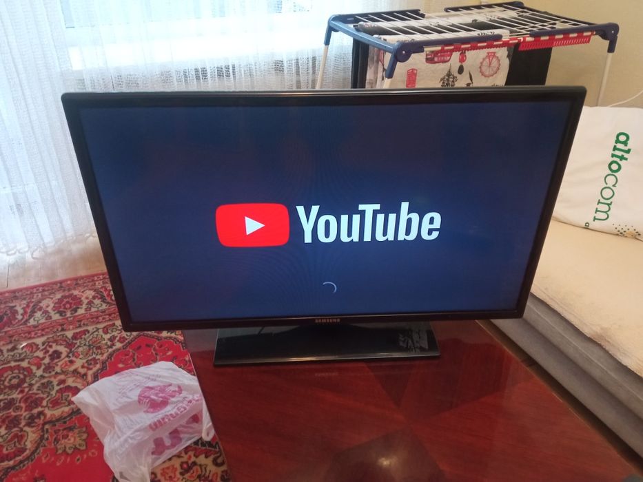 Смарт телевизор Samsung 81 см WiFi YouTube