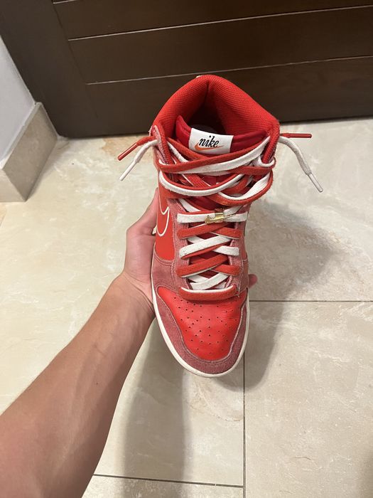 Vând Nike dunk high 44