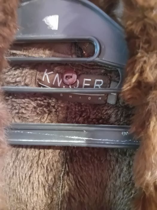 Елегантно,пролетно палто