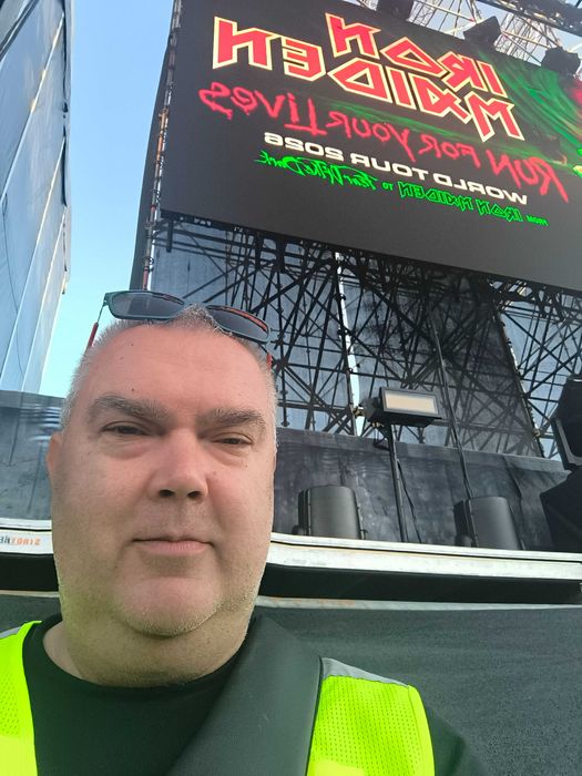 Продавам перца от концерта на IRON MAIDEN