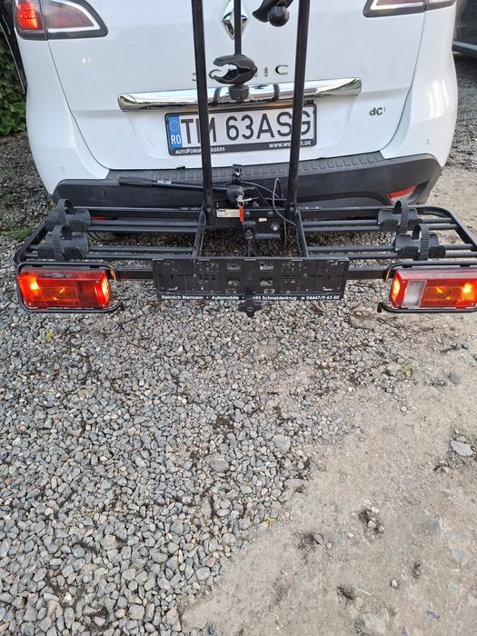 Sport pe cui 2 biciclete Thule 913 914