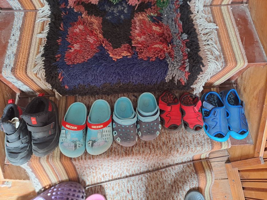 Детски чехли,сандалети