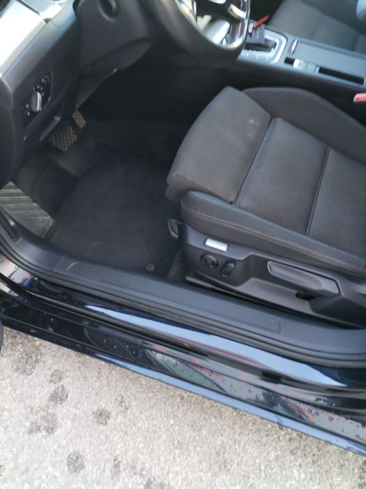 . Продавам Фолксваген Пасат Б8 2,0 д комби автоматик