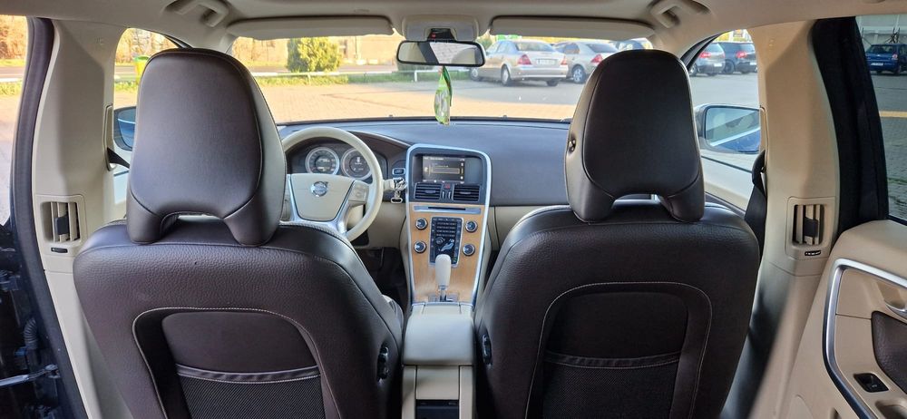 VOLVO Unknown Model 2011 — imagine 5