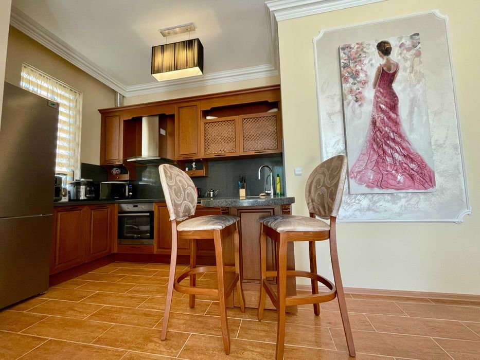 Продава се Къща в Свети Влас - 250 кв.м за 1520 €/кв.м - Снимка #9