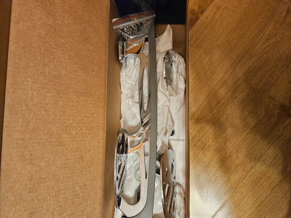 Ножове за кънки на лед