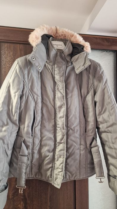 Дамско зимно яке