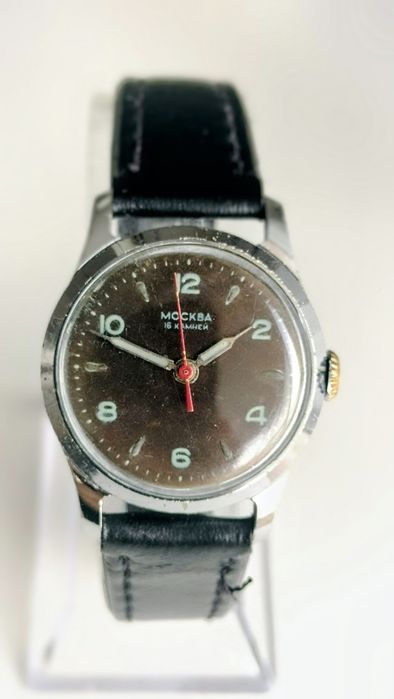 Ceas mecanic sovietic Moskva. Funcționează foarte bine