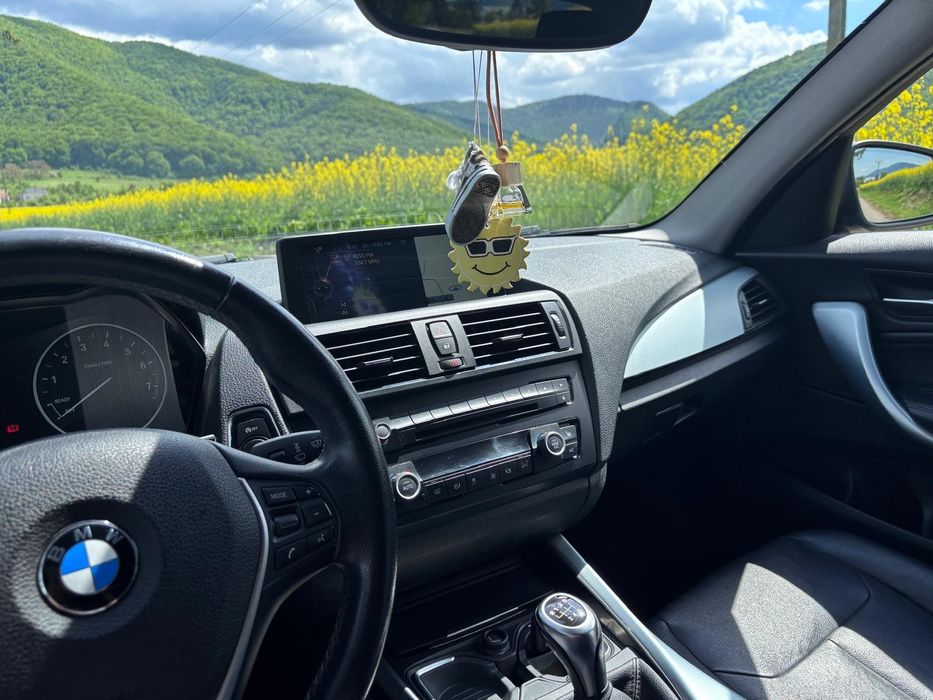BMW  model Seria1 118i