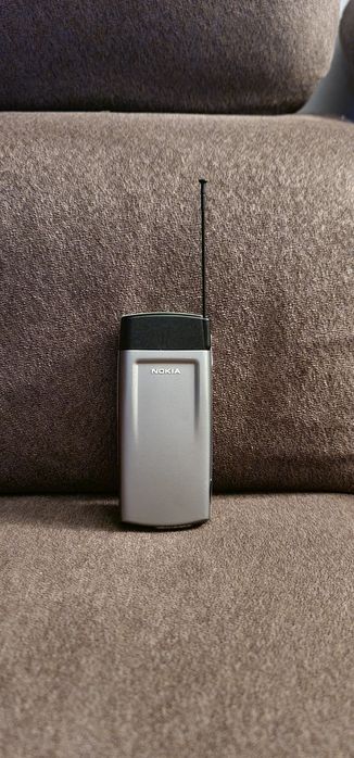 Ericsson t28s Nokia 8890 liber !