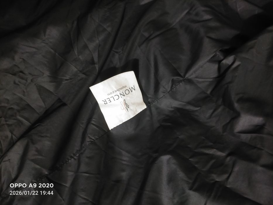 Куртка зимняя, черная