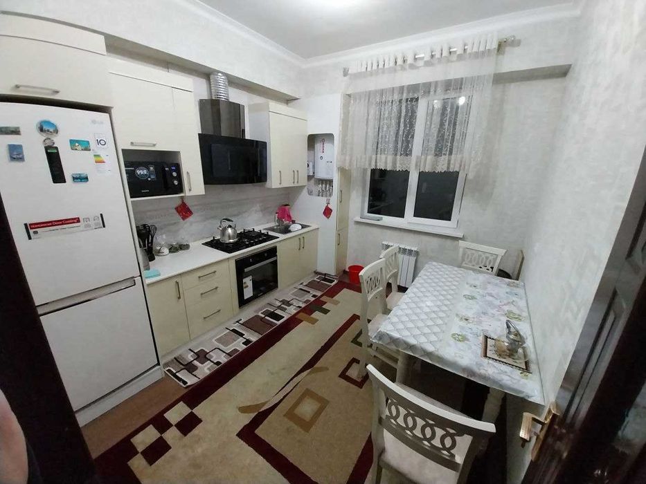 Продам 4-х комнатную (97кв.м) в Яшнабадском р-е,метро Дустлик(Чкалова)