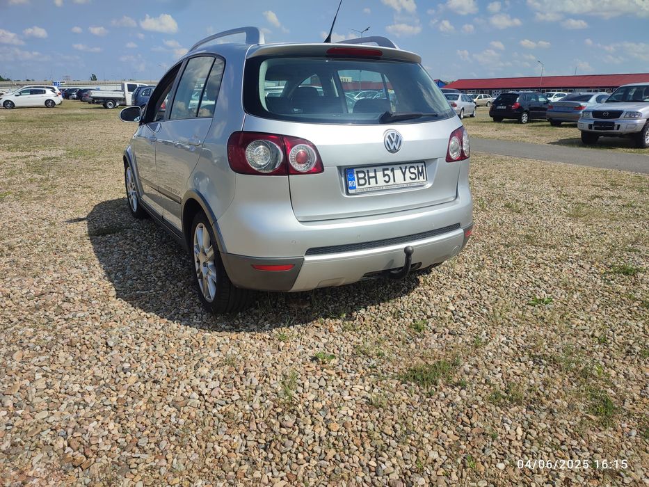 Golf 5 Plus Cross an 2007 motor 1, 4 Tsi benzina 140 de cai