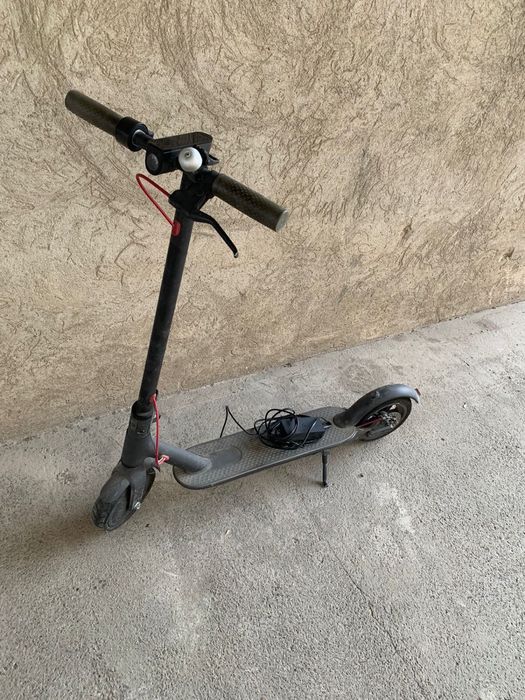 Продается электросамокат Hiaomi