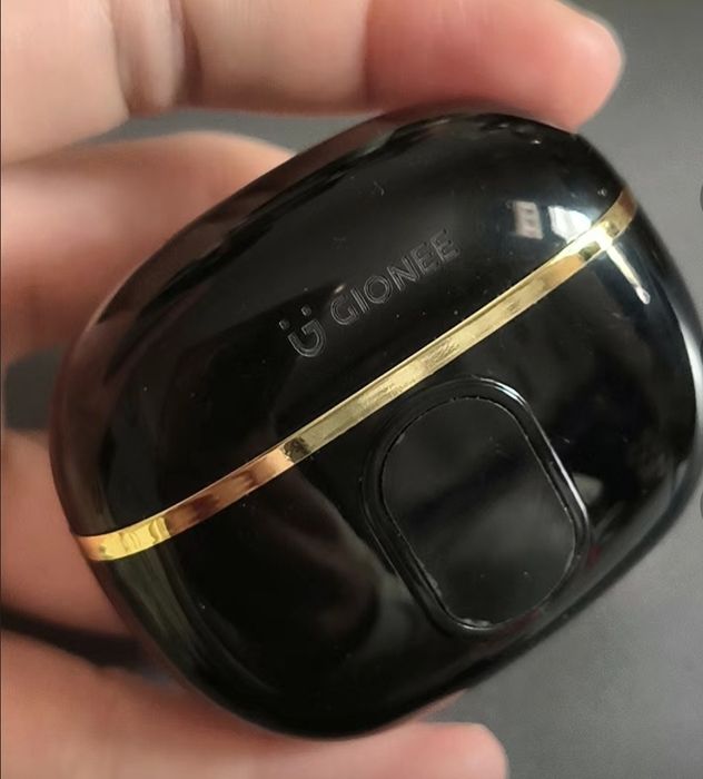 Беспроводные наушник