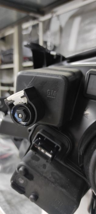 Фары оригинал. Cobalt - R4