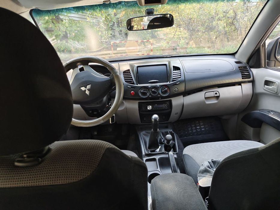 Пикап Mitsubishi L200