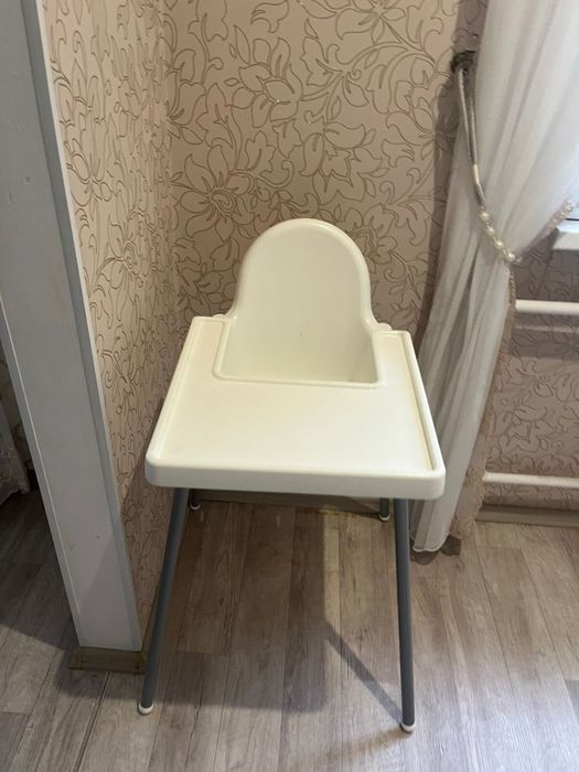 Продам стульчик детский