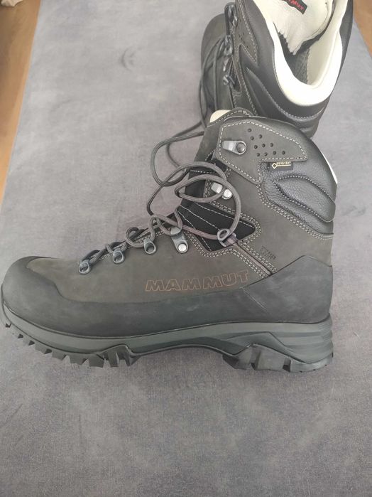 Bocanci Mammut GoreTex EU45