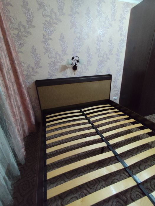 Продам спальный гарнитур
