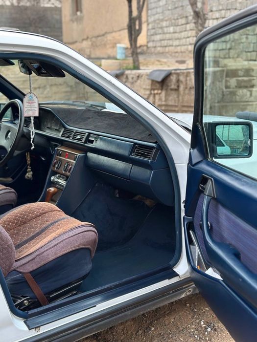 мерс 124 автомат