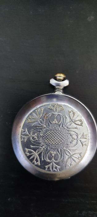 Винтажные карманные часы Молния.