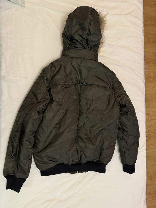 Зимно мъжко яке с качулка