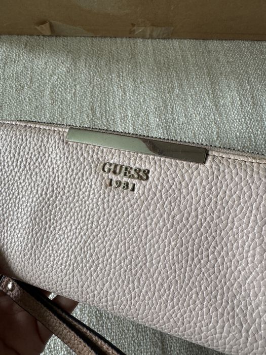 Портмоне Guess кремаво
