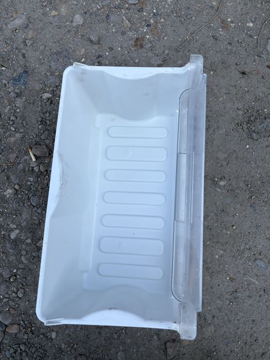 Морозильник indesit