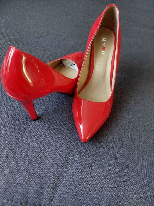 Pantofi stiletto ROȘU piele ecologică lăcuită, mărimea 37, PRODUS NOU