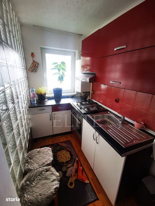 Apartament 2 camere în zona STEJARULUI