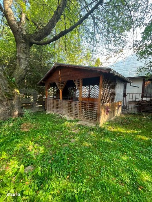 Casa de vacanta cu panorama spectaculoasa in Bran – Predelut