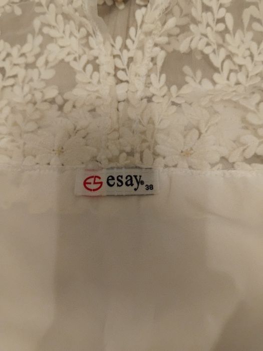 Bluziță din voal cu dantela