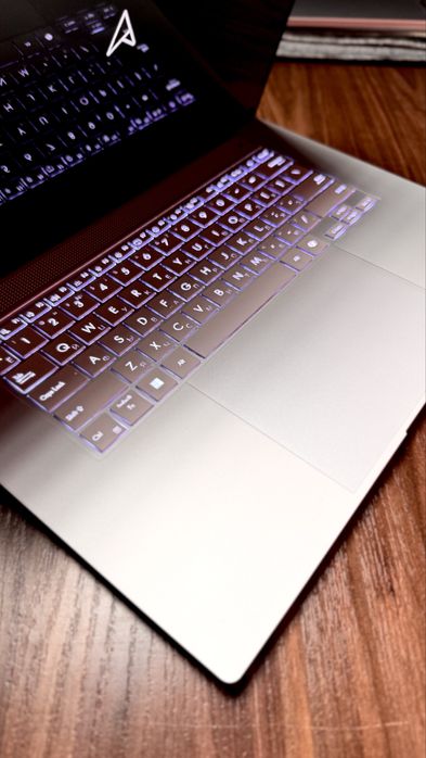 Asus ZenBook S16