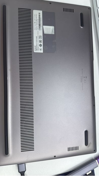 Продам ноутбук Honor