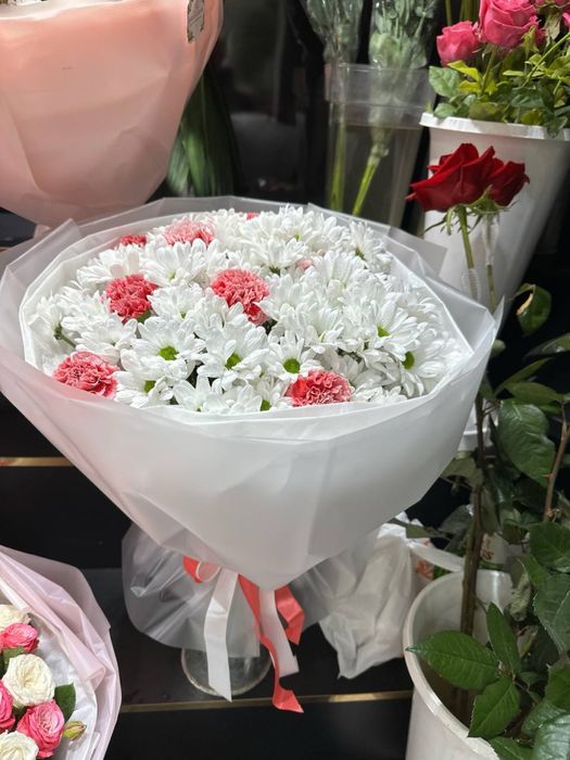 Xrazantema romashka buket gullar