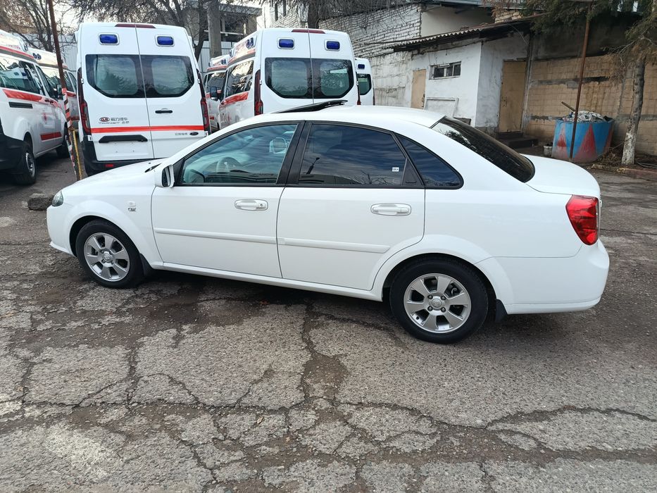 Gentra sotiladi avtomat