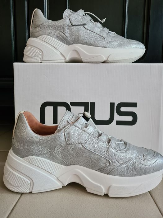 Дамски обувки /сникърси/  MJUS номер 39