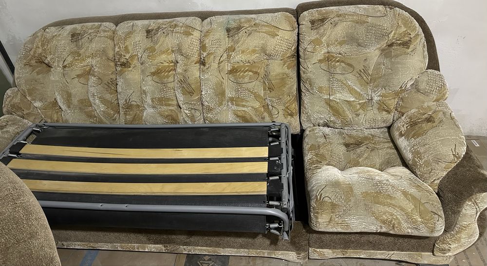 Угловой диван.